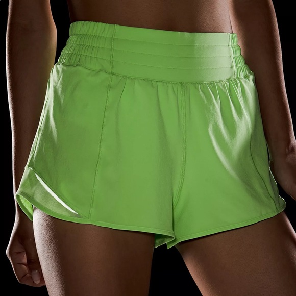 lululemon athletica Pants - Lululemon Hotty Hot High-Rise Lined Short 2.5”